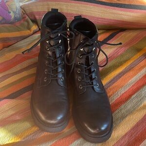 Golaiman Men’s Black Tactical Style Boot size 13